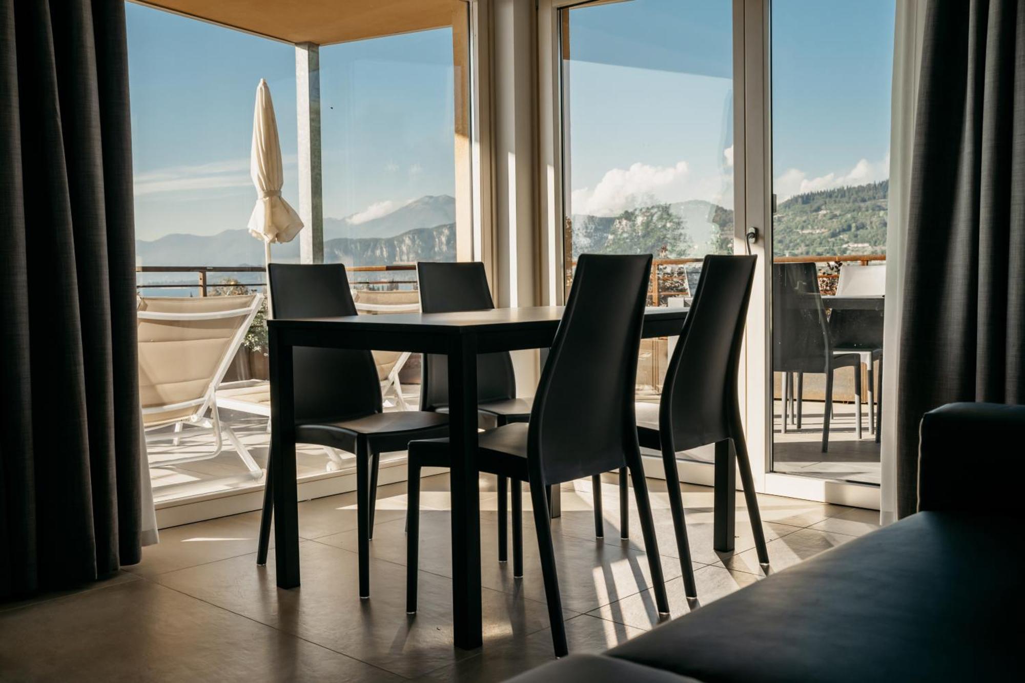 Apartments Monsurei, Lake View Bardolino Bagian luar foto