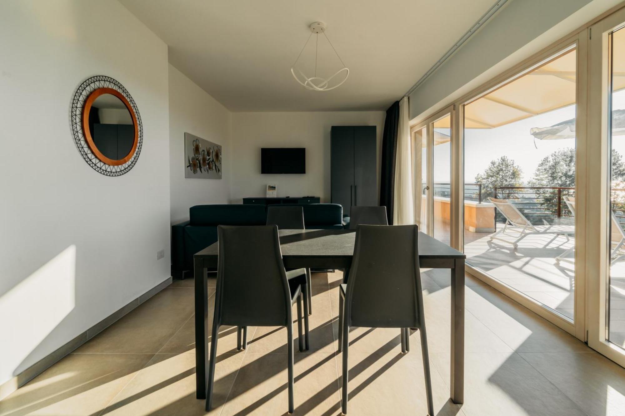 Apartments Monsurei, Lake View Bardolino Bagian luar foto
