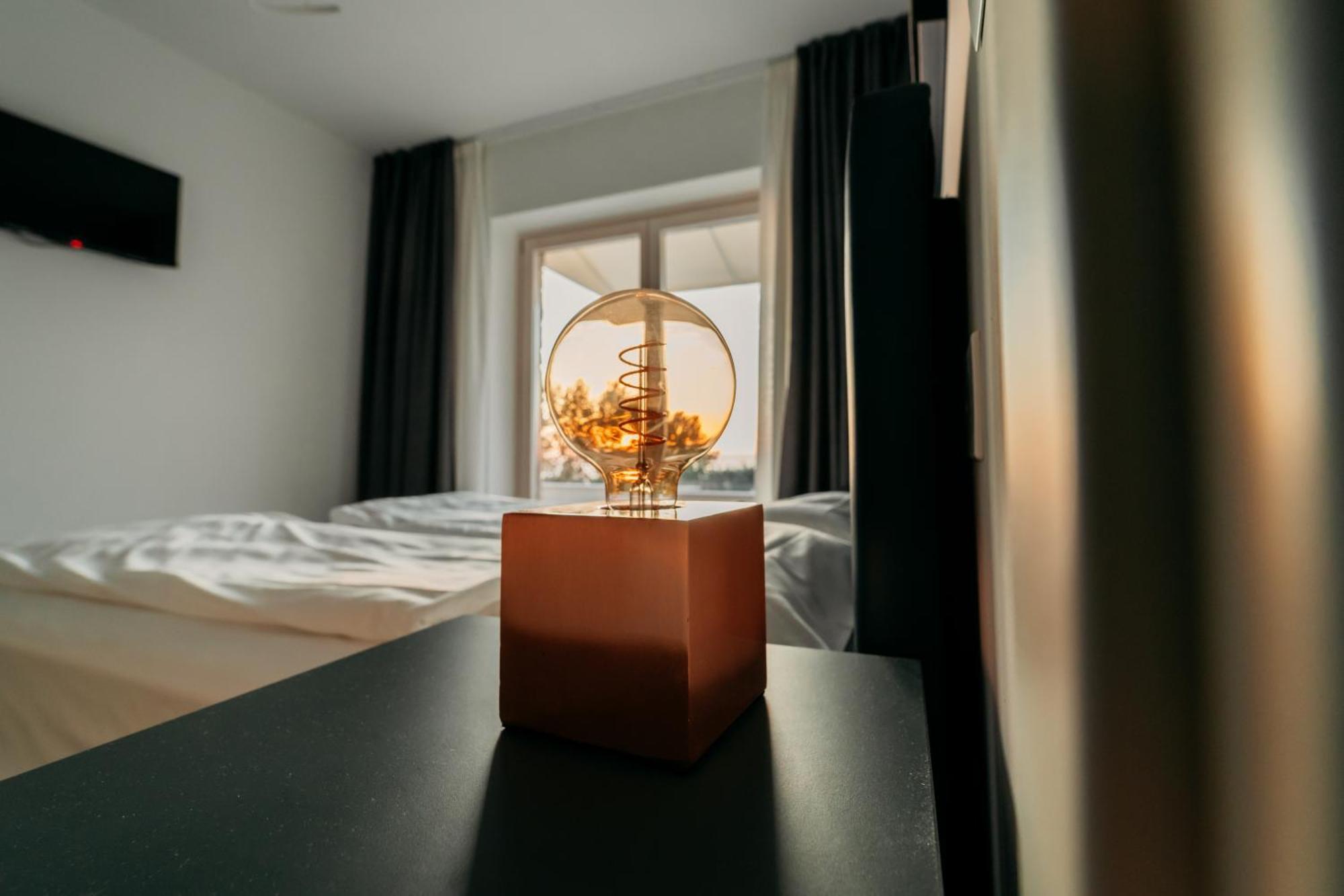 Apartments Monsurei, Lake View Bardolino Bagian luar foto