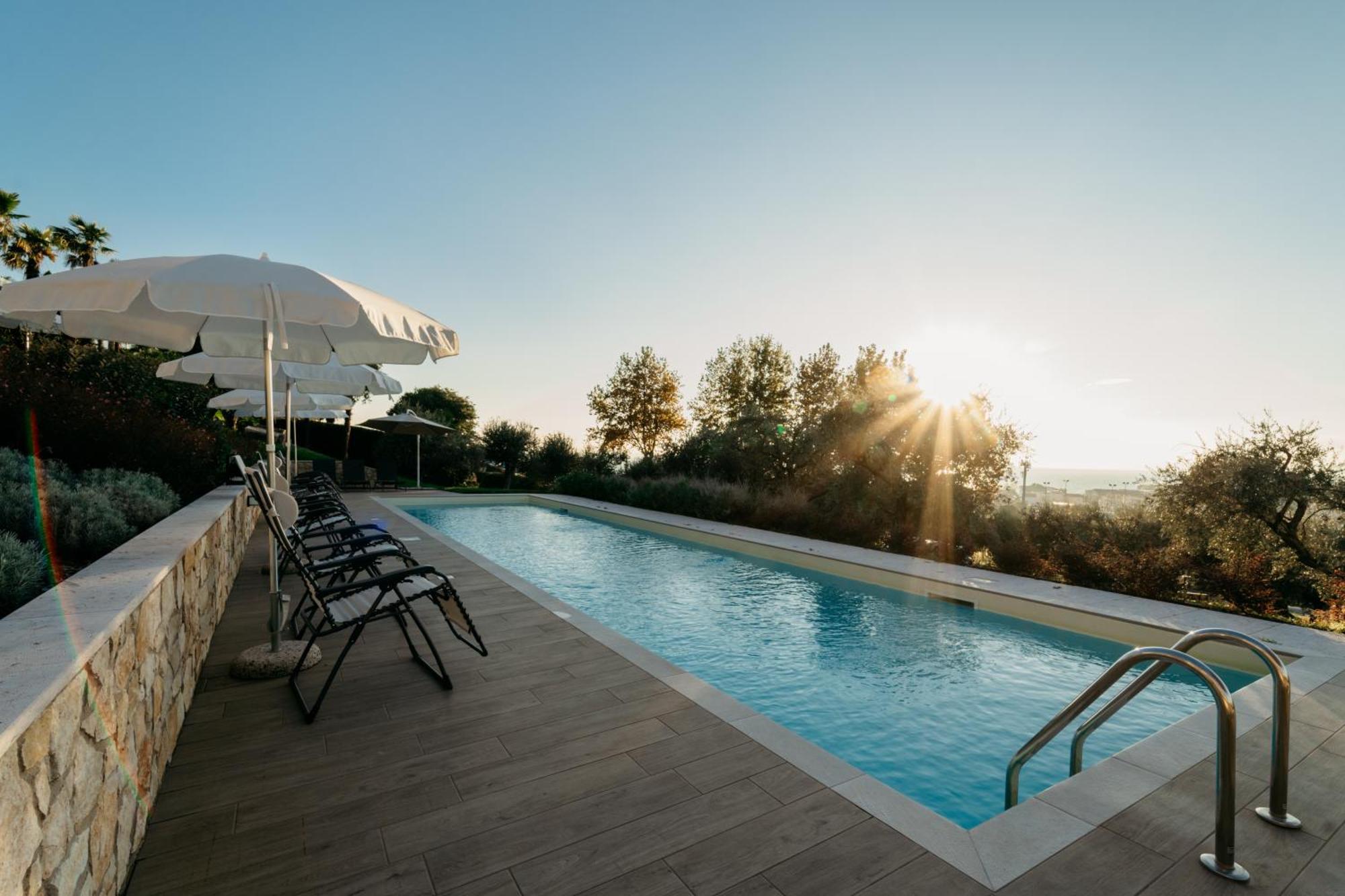 Apartments Monsurei, Lake View Bardolino Bagian luar foto
